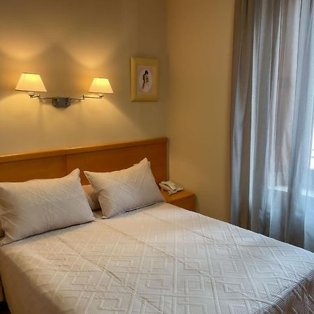 Hotel Castilla Caces Eksteriør billede